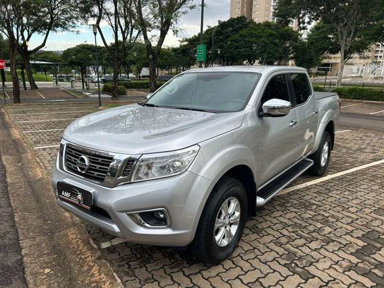 NISSAN FRONTIER 2.3 16V TURBO DIESEL XE CD 4X4 AUTOMÁTICO NISSAN FRONTIER 2.3 16V TURBO DIESEL XE CD 4X4 AUTOMÁTICO
